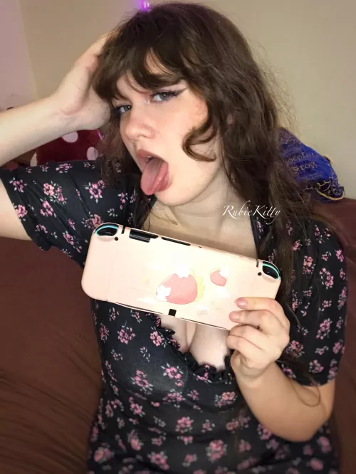 What games should we play all night?😜