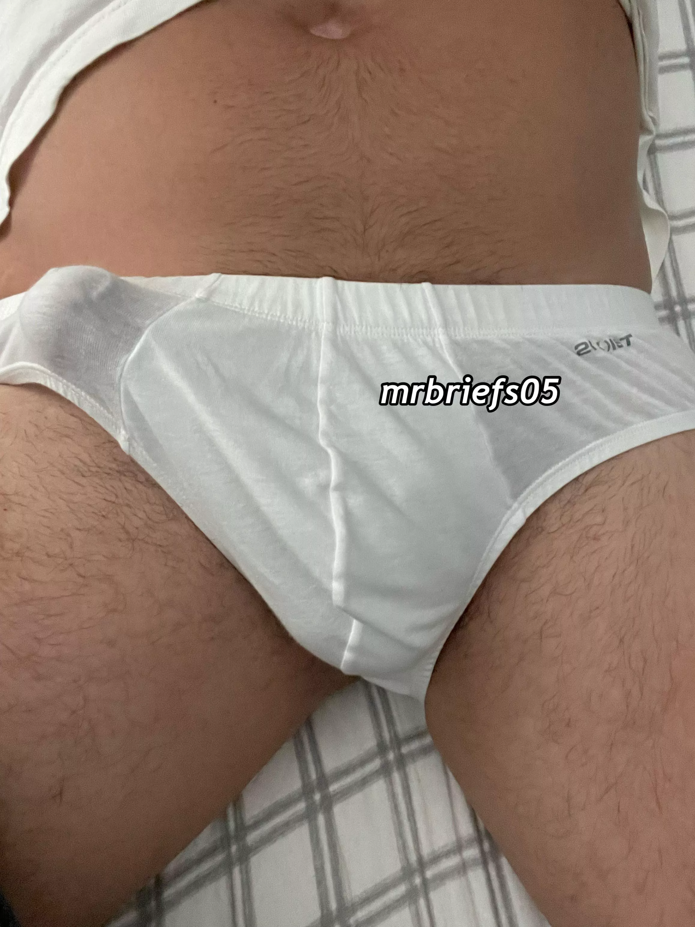 When Your Boner Wakes You Up, You Take Pictures… Age [46]