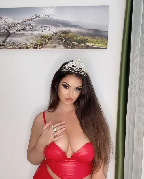 Who are you waiting for ? Worship me !! [domme]