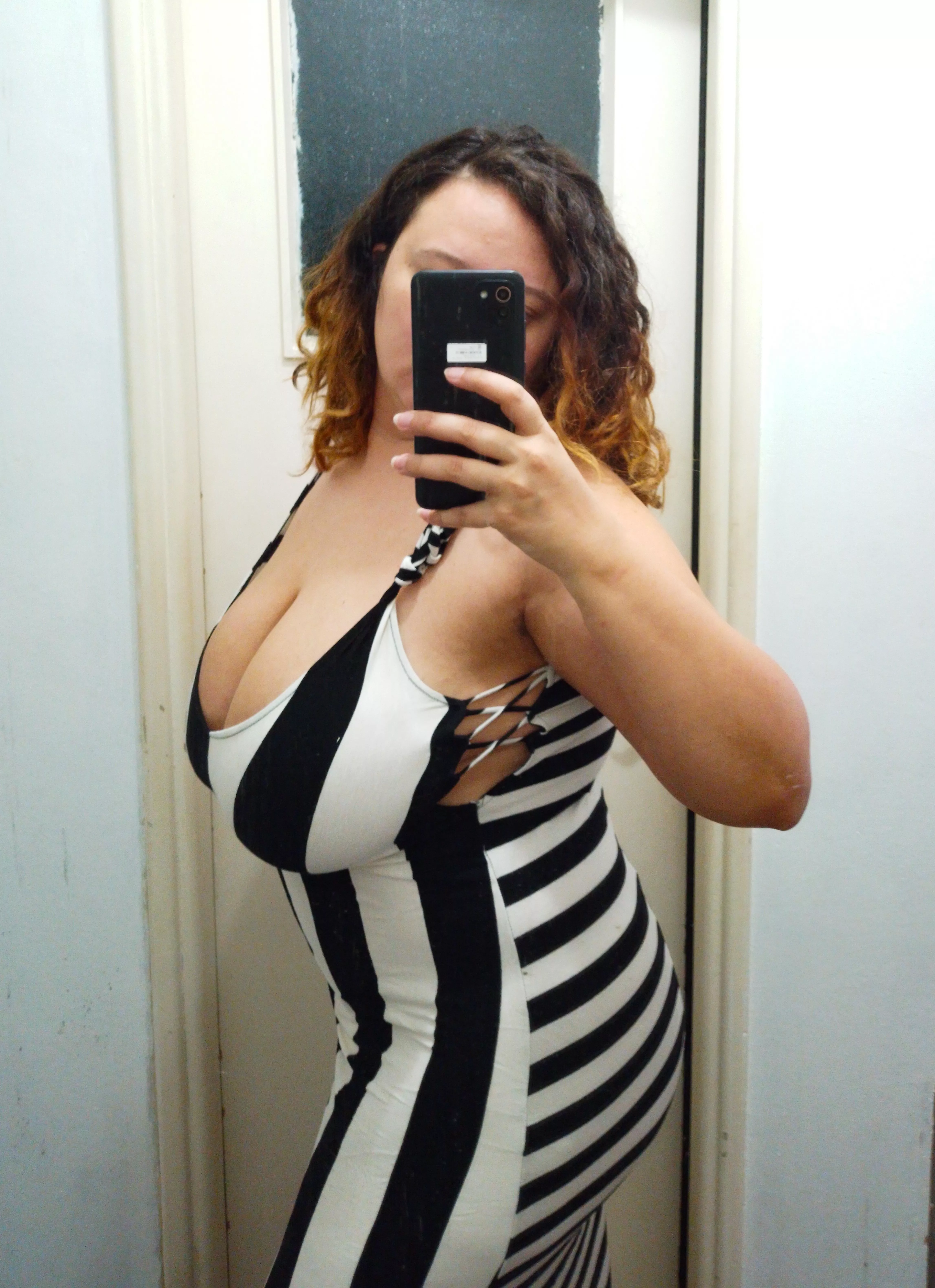 Would you take me out on a date? [F]