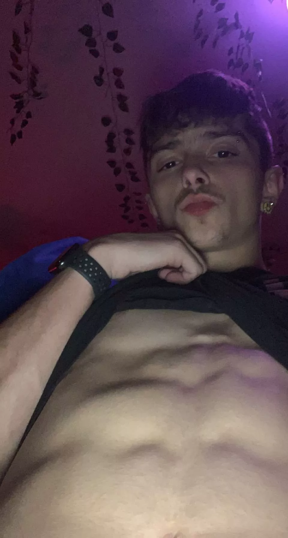18 muscle boi boredd