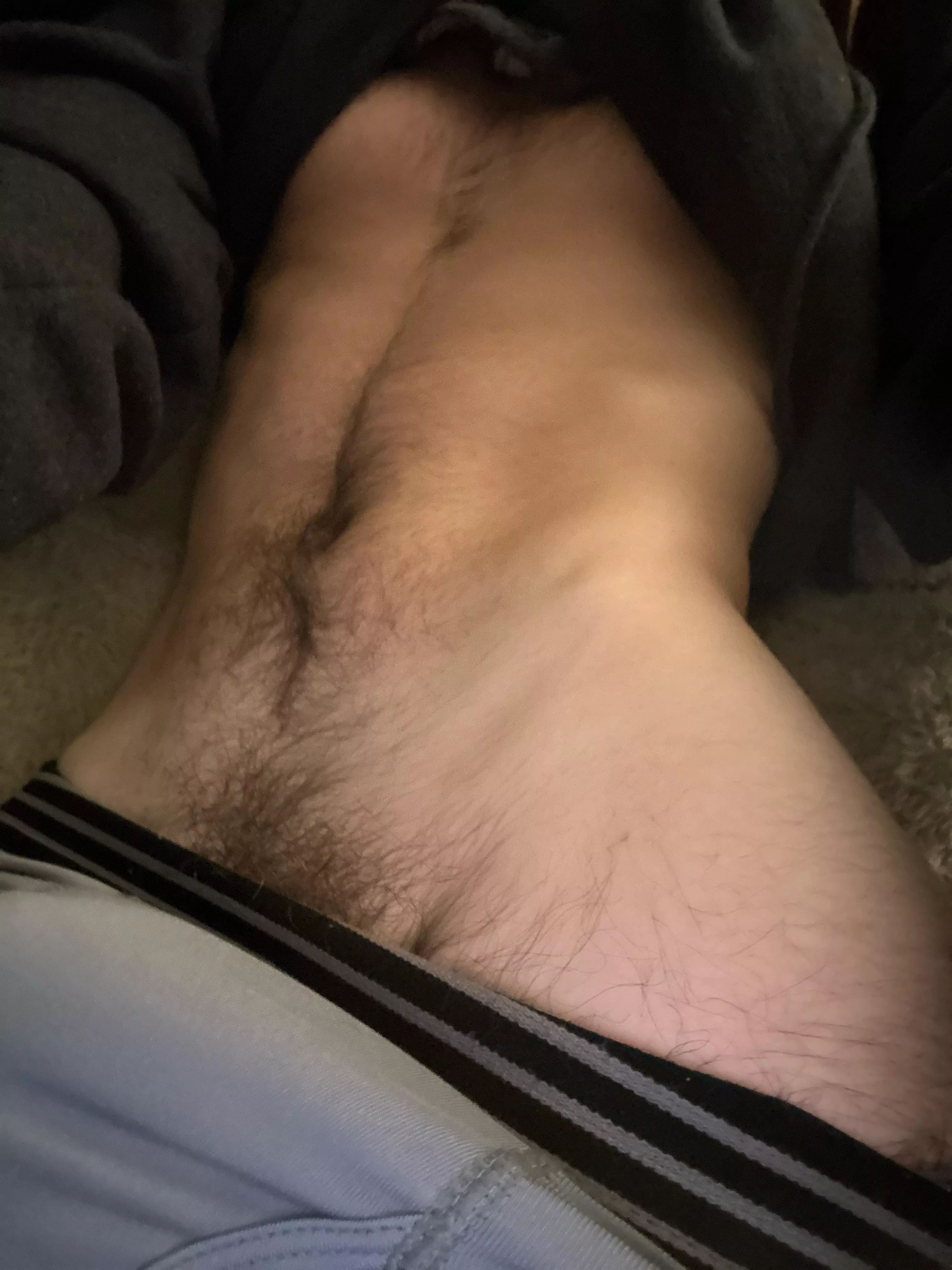 20m us bored chillin in bed hmu John.charles20