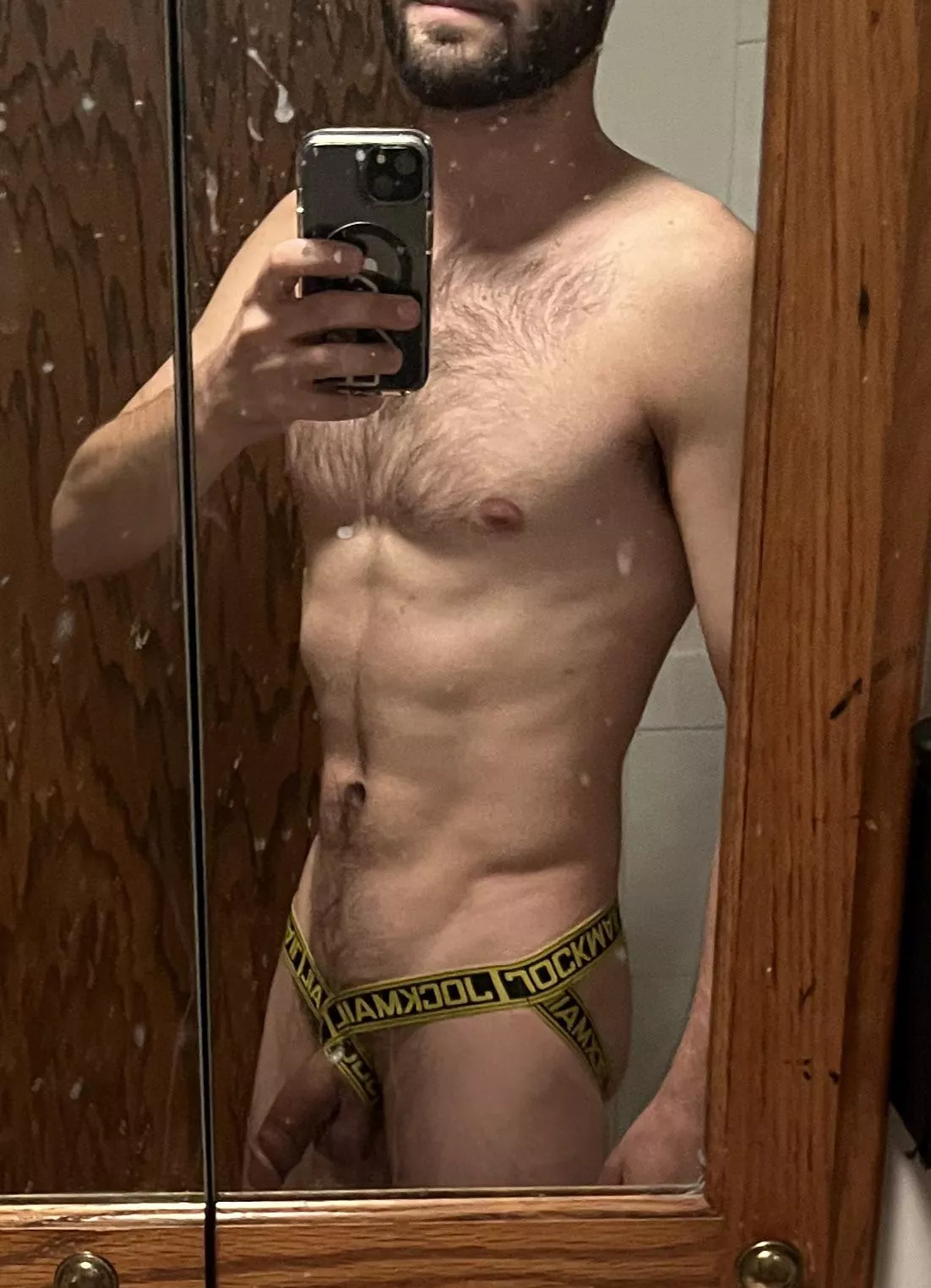 (28)Horny jock looking to chat. 28 bi bro