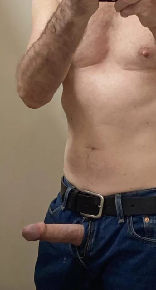 (58) Anyone want to use their mouth to roll this skin all the way back?