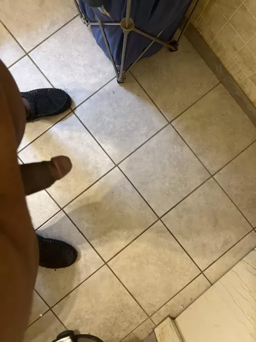 Any chubs wanna jerk off together rn and meet DM me