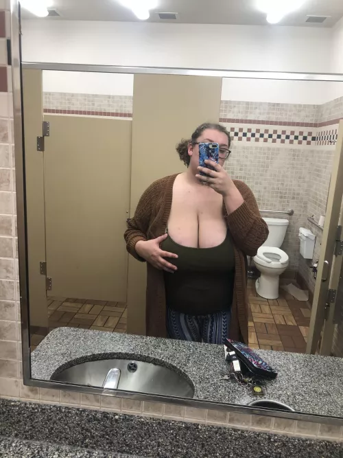 Bbw with big boobies