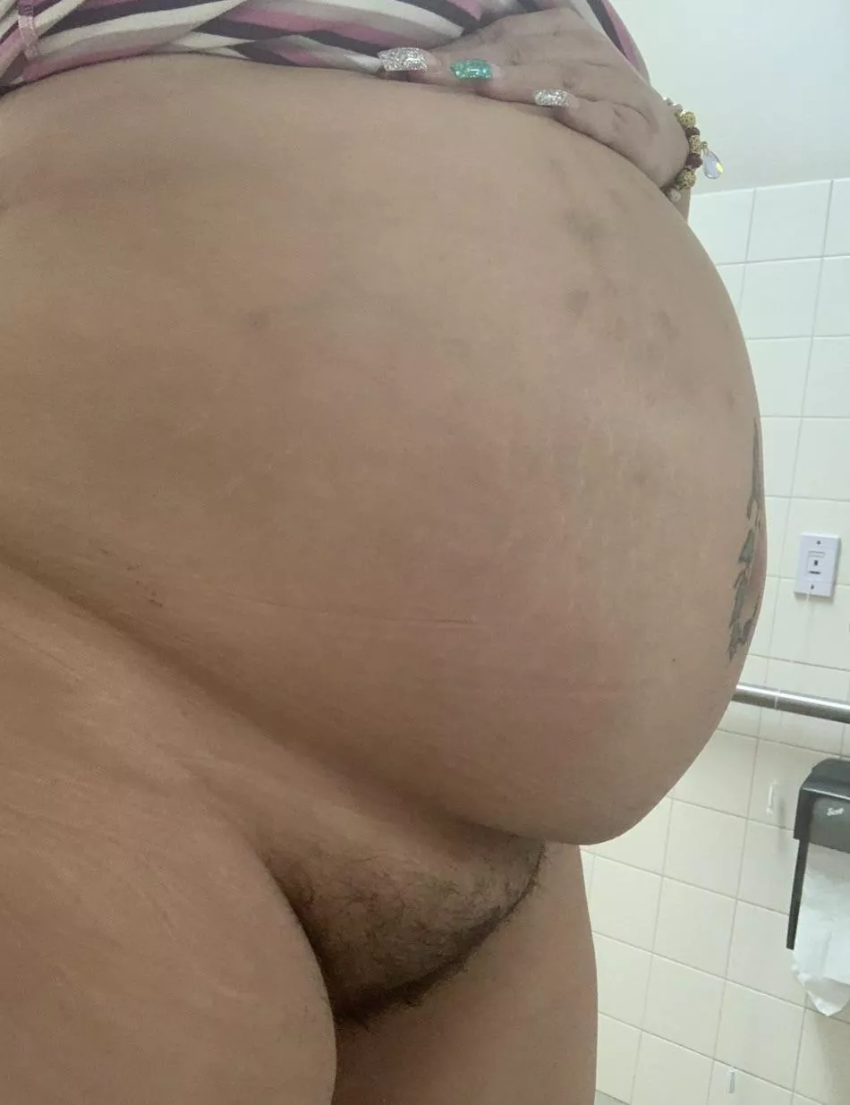 Belly and bush