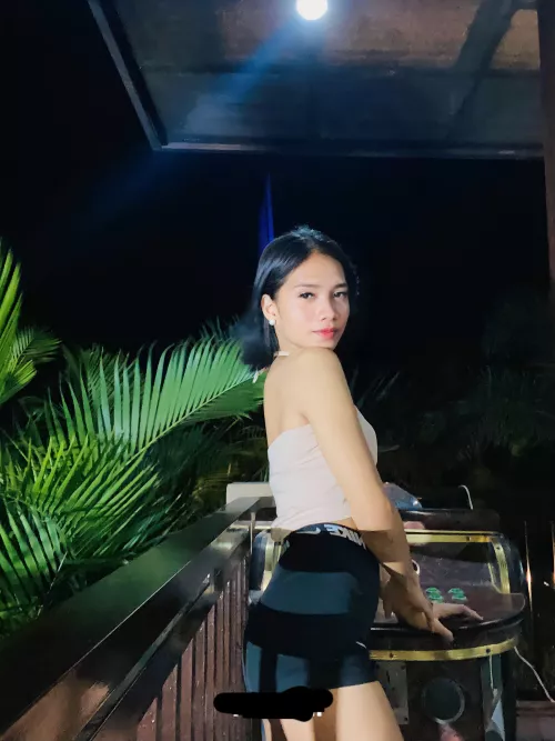 Breed my ass or suck my dick? I am available to cum with you.