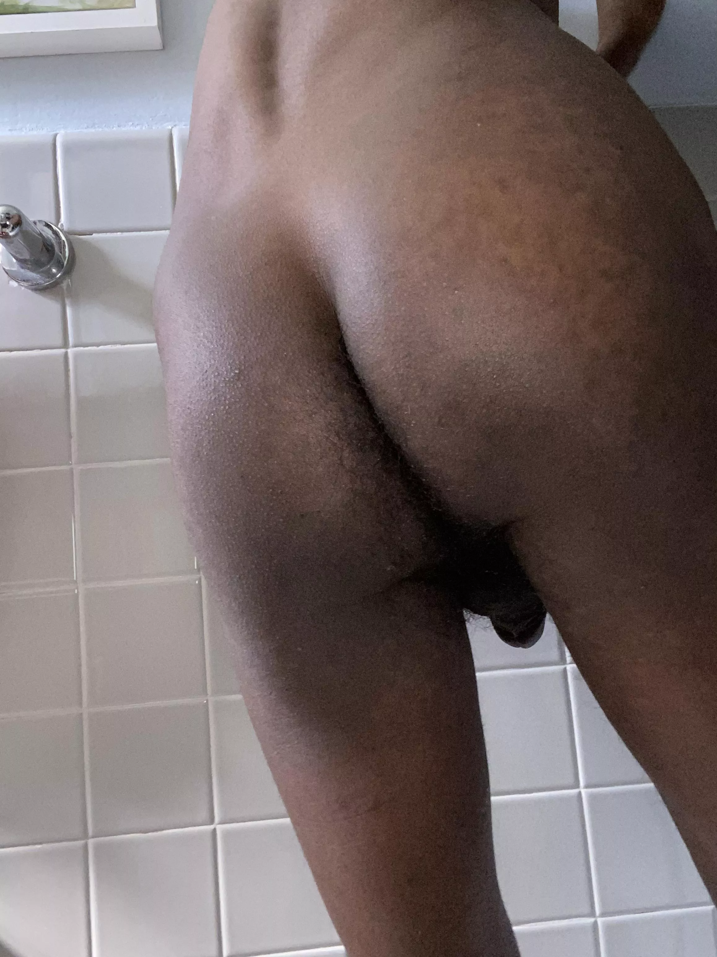 Do you like the view should I posts more of my tight butt for you?
