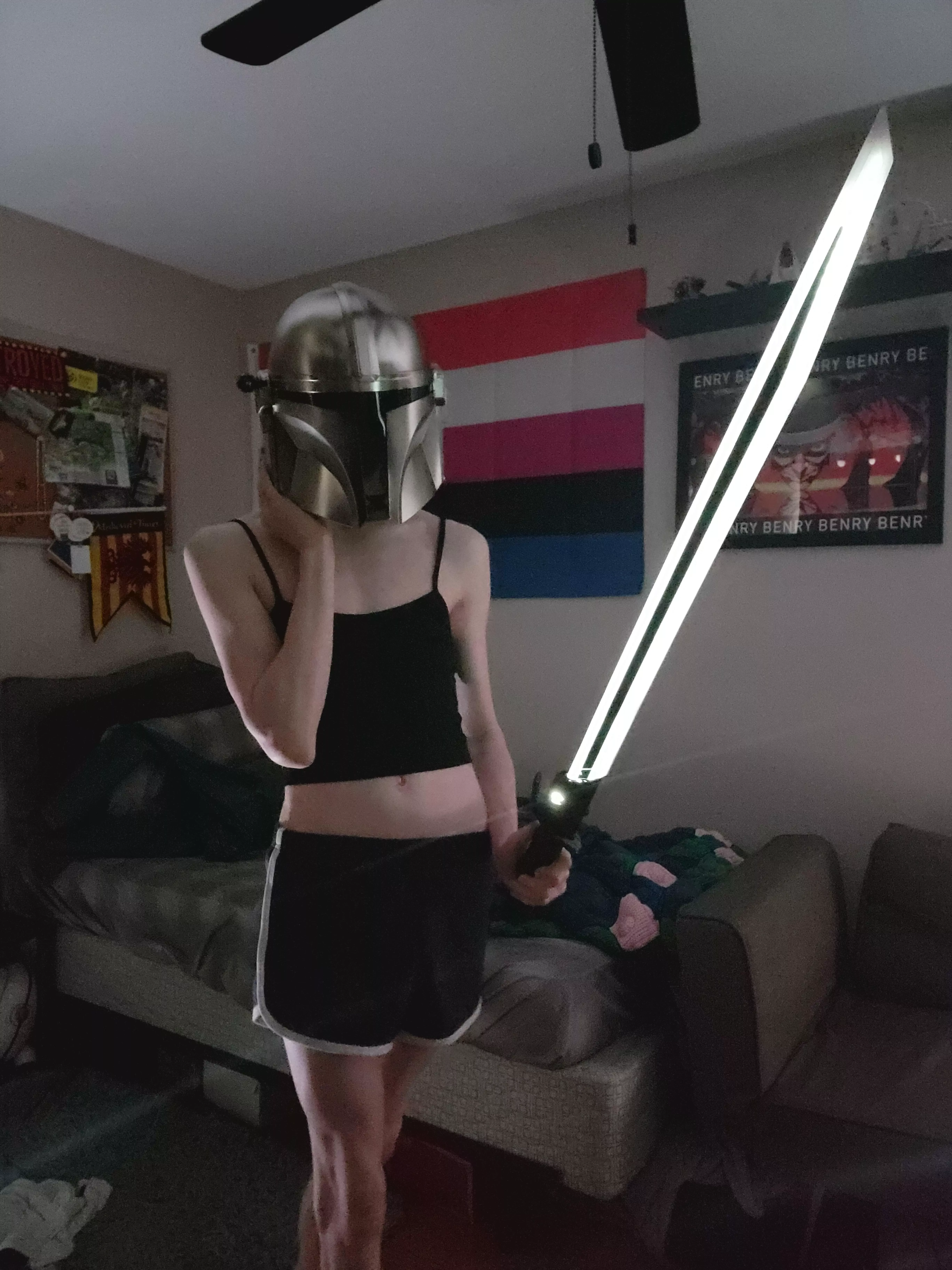 Femboy Mando because