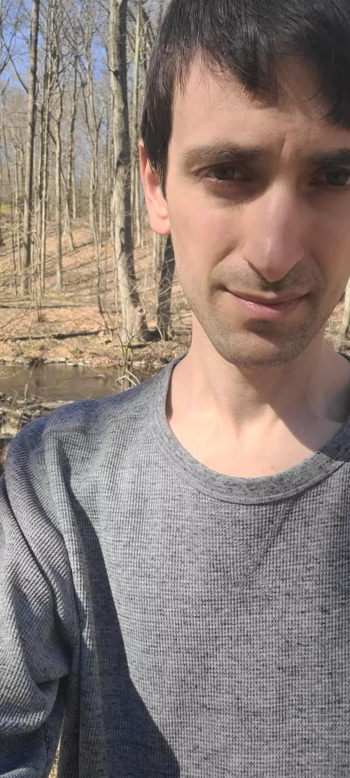 Gaymer in the woods