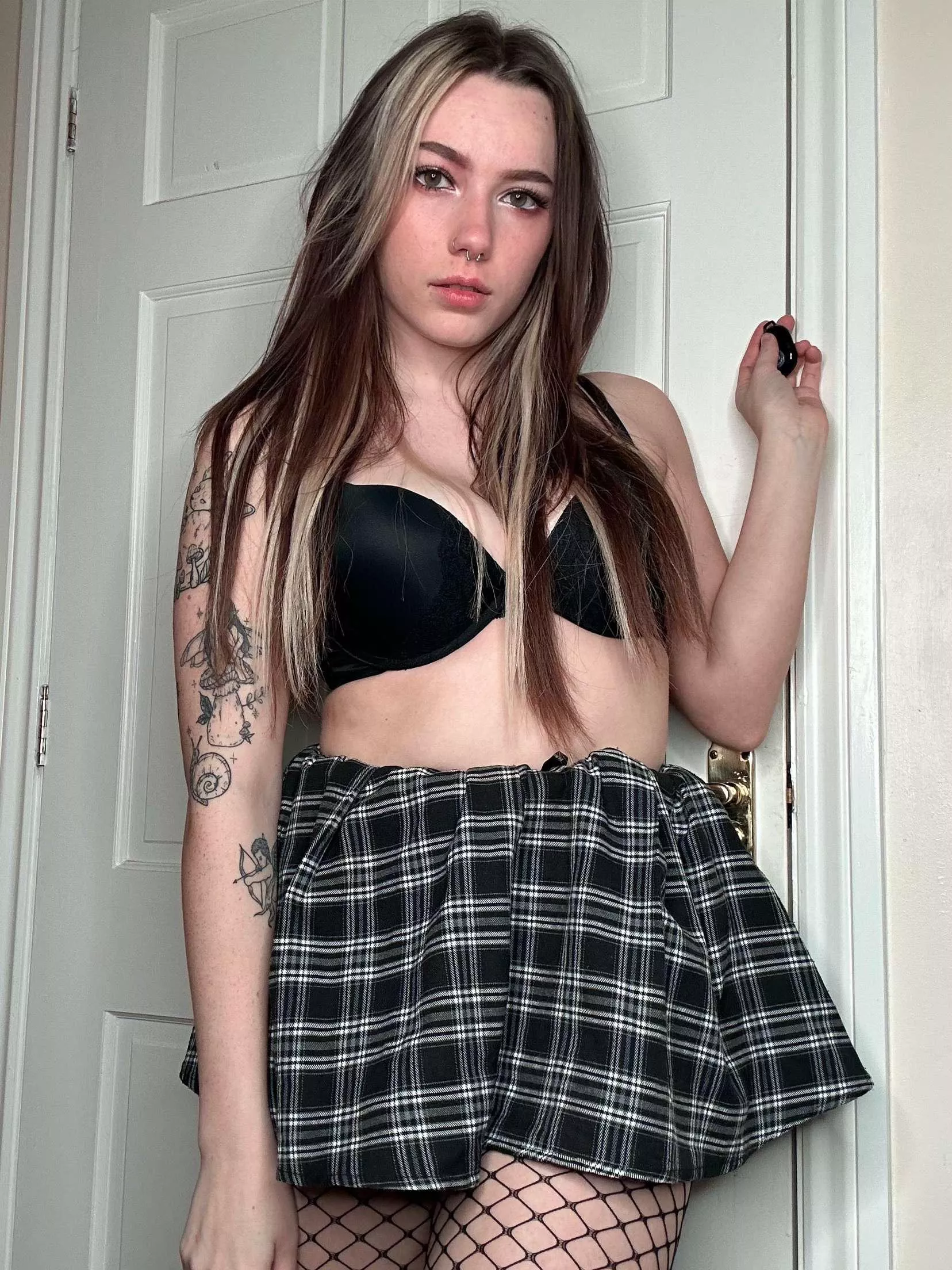 How you responding to this pic at 1am