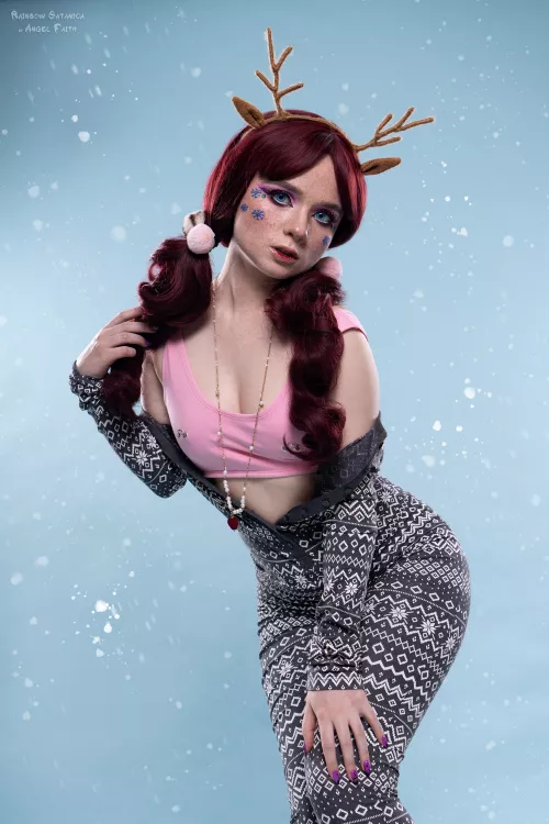 I love to please you with my freckled face