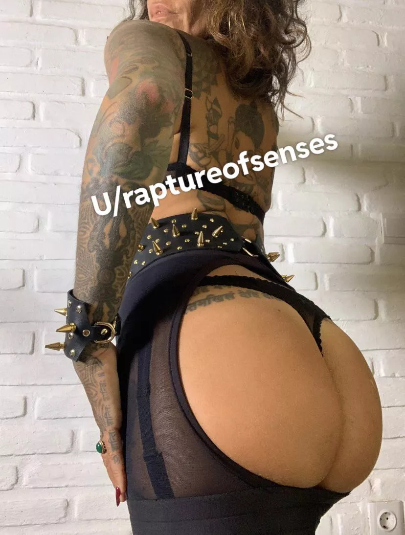 I’m wearing a spanking skirt…