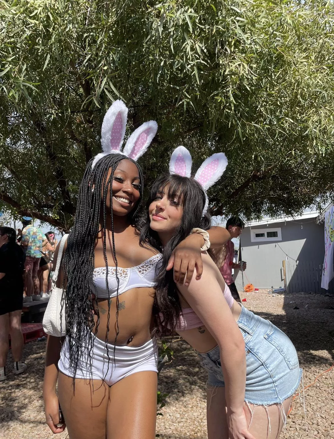 Just two sexy girls wanting your cum in our mouths😜