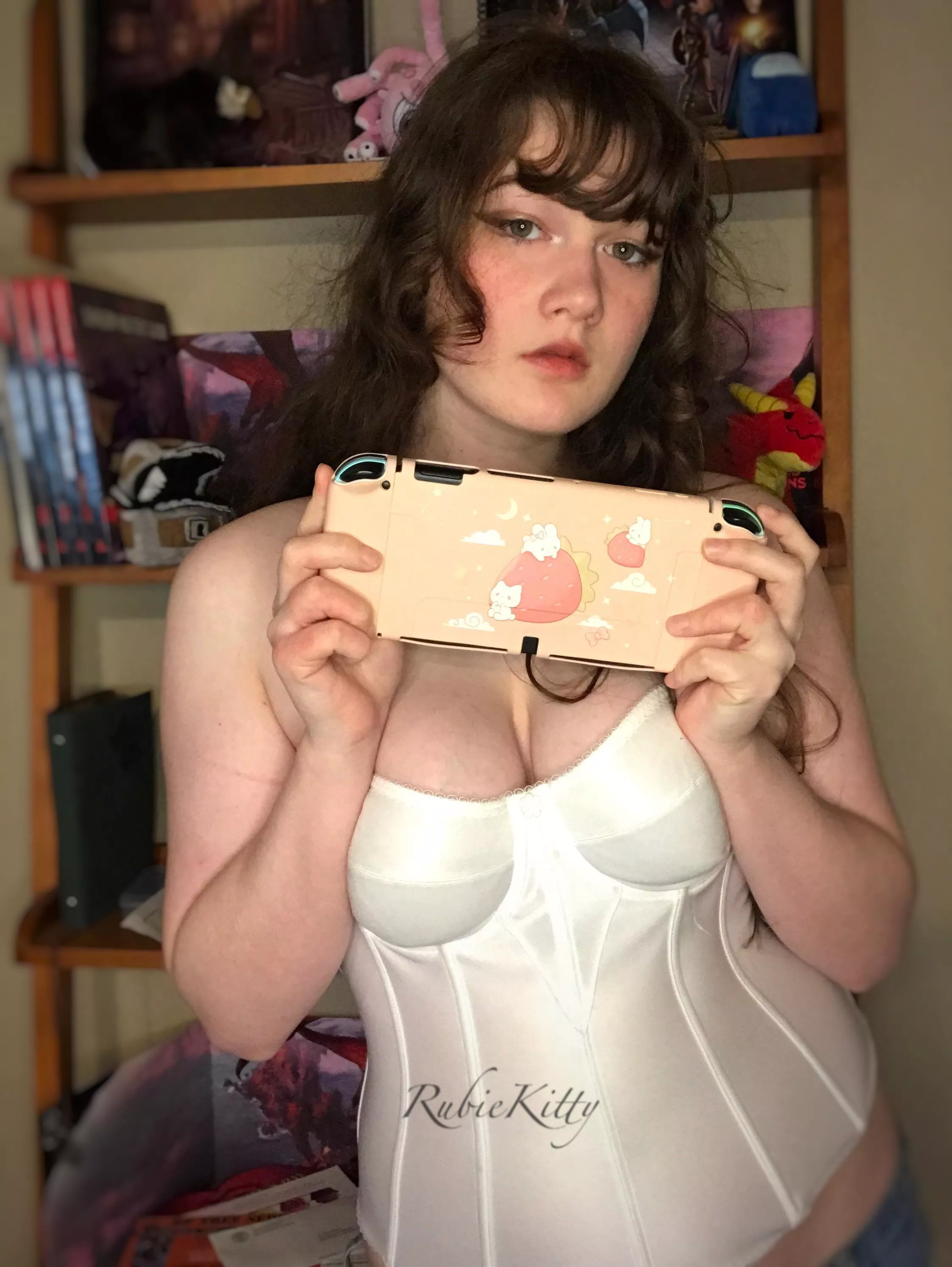 Let’s play a couple games tonight😉