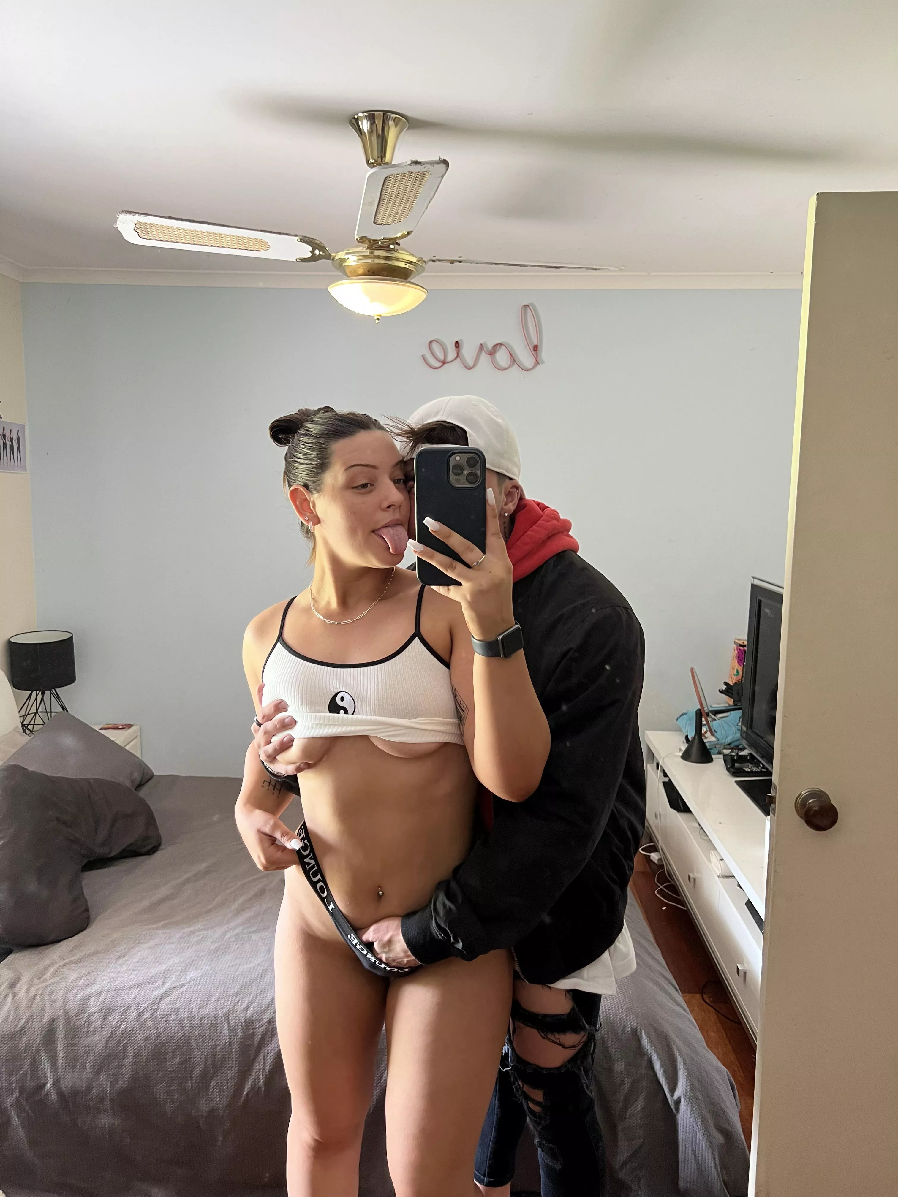 Maybe he should life my shirt higher