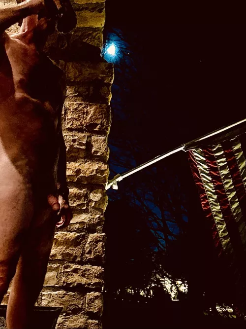 monday - waning gibbous