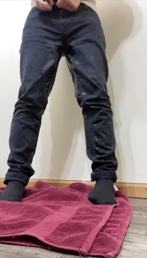 Pathetic little baby couldn’t hold it anymore 🥺