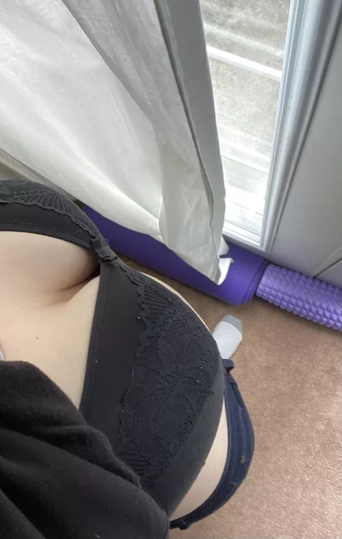 Peek over the shoulder…