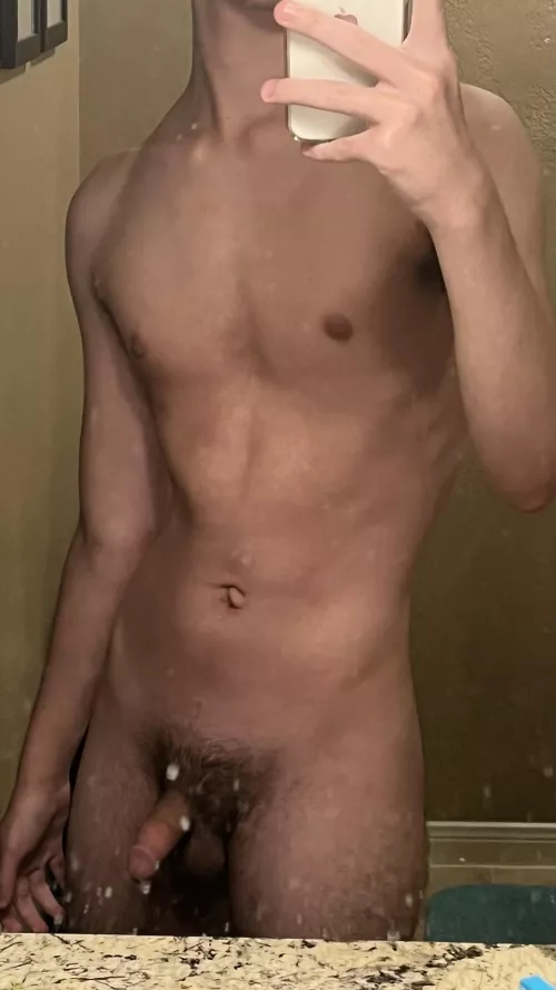 Should a good twink be totally shaved?