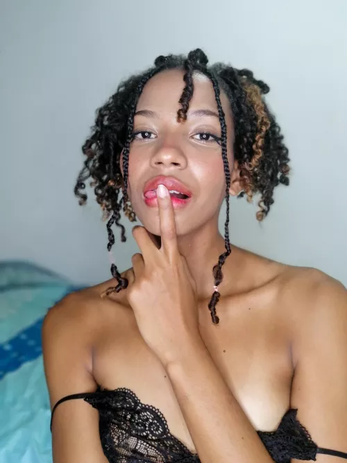 what is your favourite thing you will do to a freshman (me) in the school washroom 😩💋