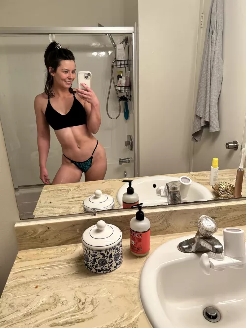Would you fuck me on the counter