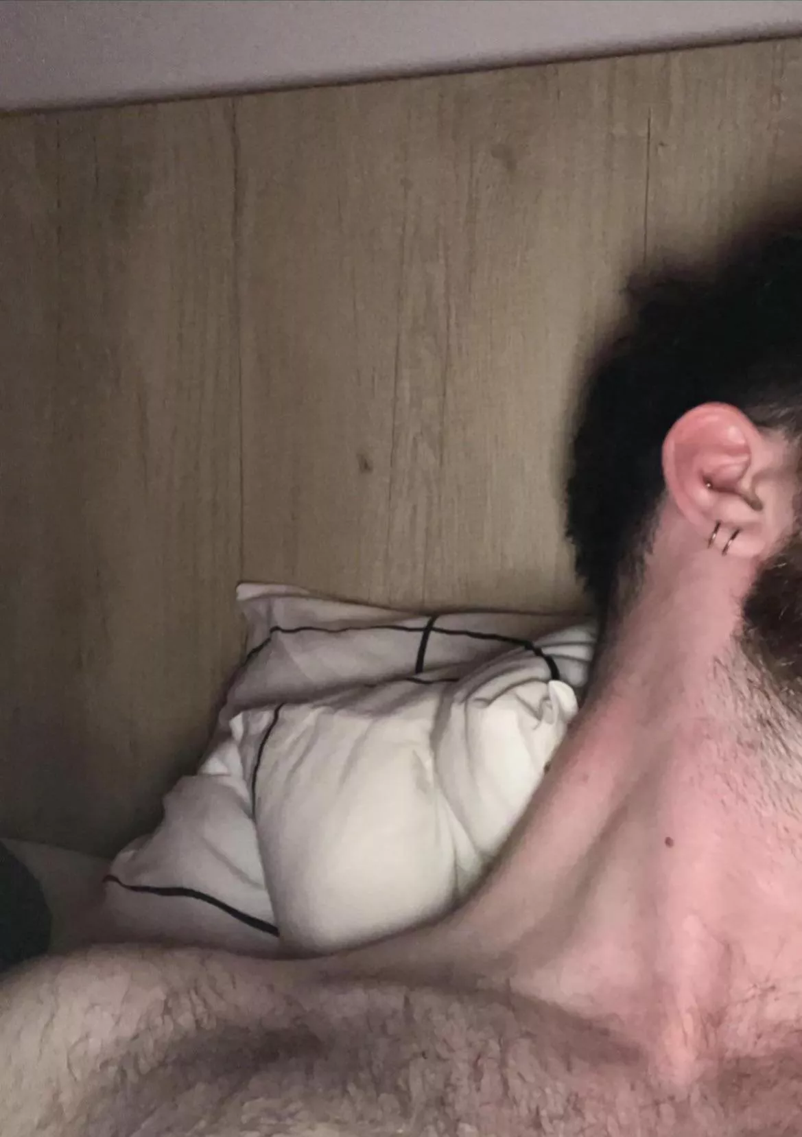 21 romanian stud (hairy+ hung+) hmu rares.sebastian (text me when adding !! )