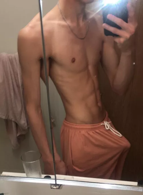 23 straight jock looking to have limits pushed @m_bower2023