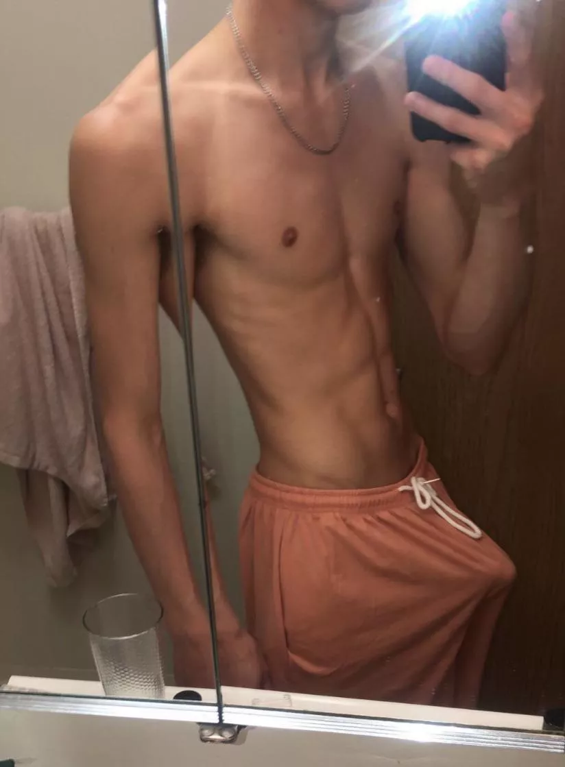 23 straight jock looking to have limits pushed @m_bower2023