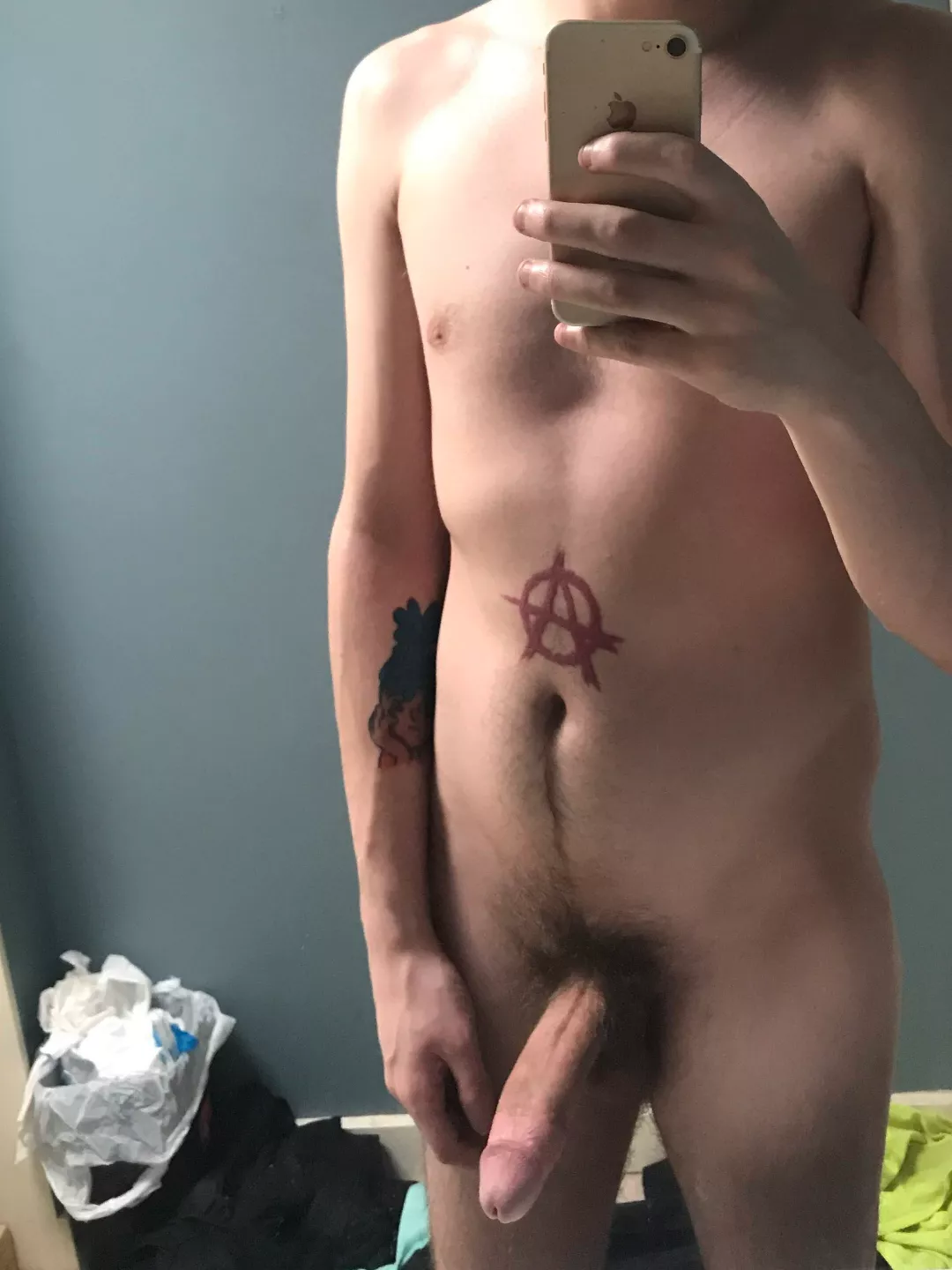 25 straight looking for someone to send me stuff to use my pocket pussy to on telegram thatonedude456