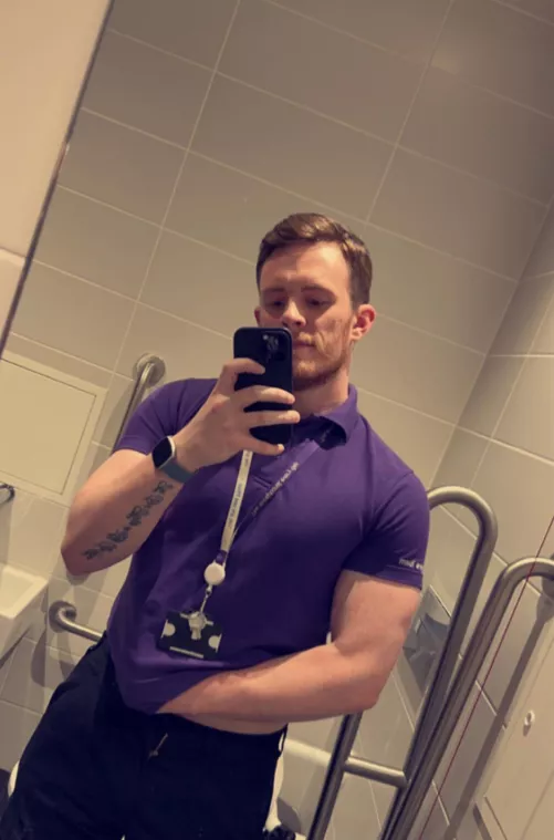 27, M, Ireland, looking to make you cum. Snap Davidreilly08 with face