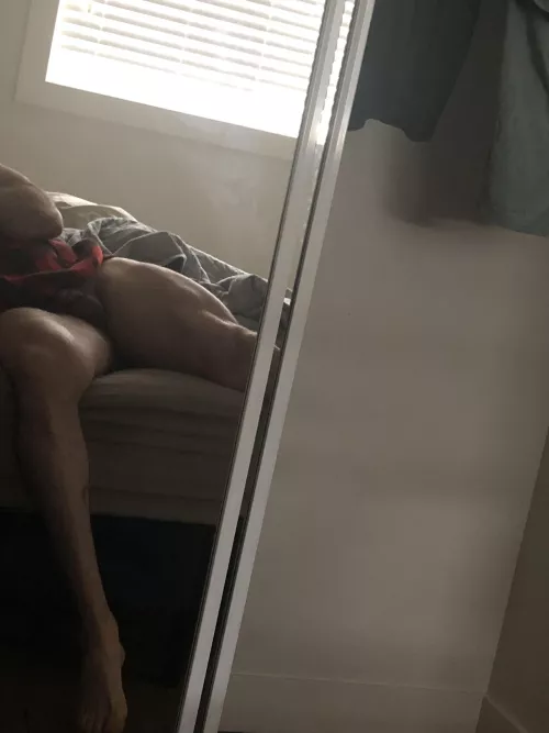 (42) How’s the lighting in my new place? Chat is open