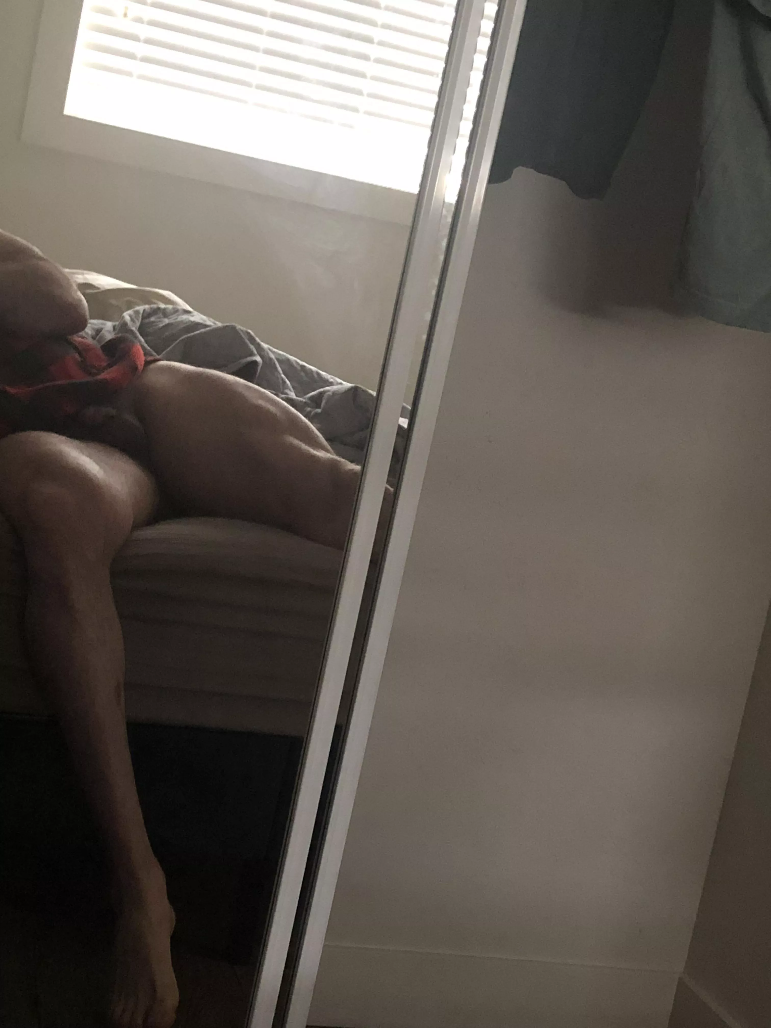 (42) How’s the lighting in my new place? Chat is open