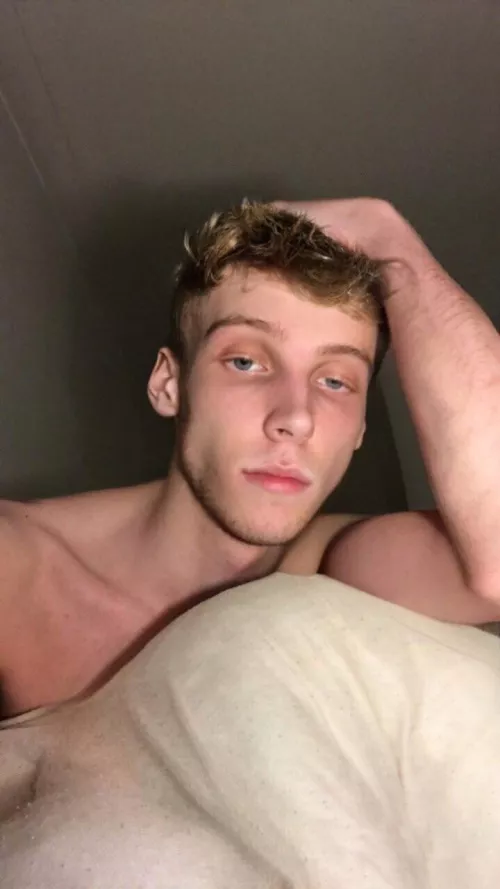 Any alphas/dom want to humiliate me on snap or Skype?