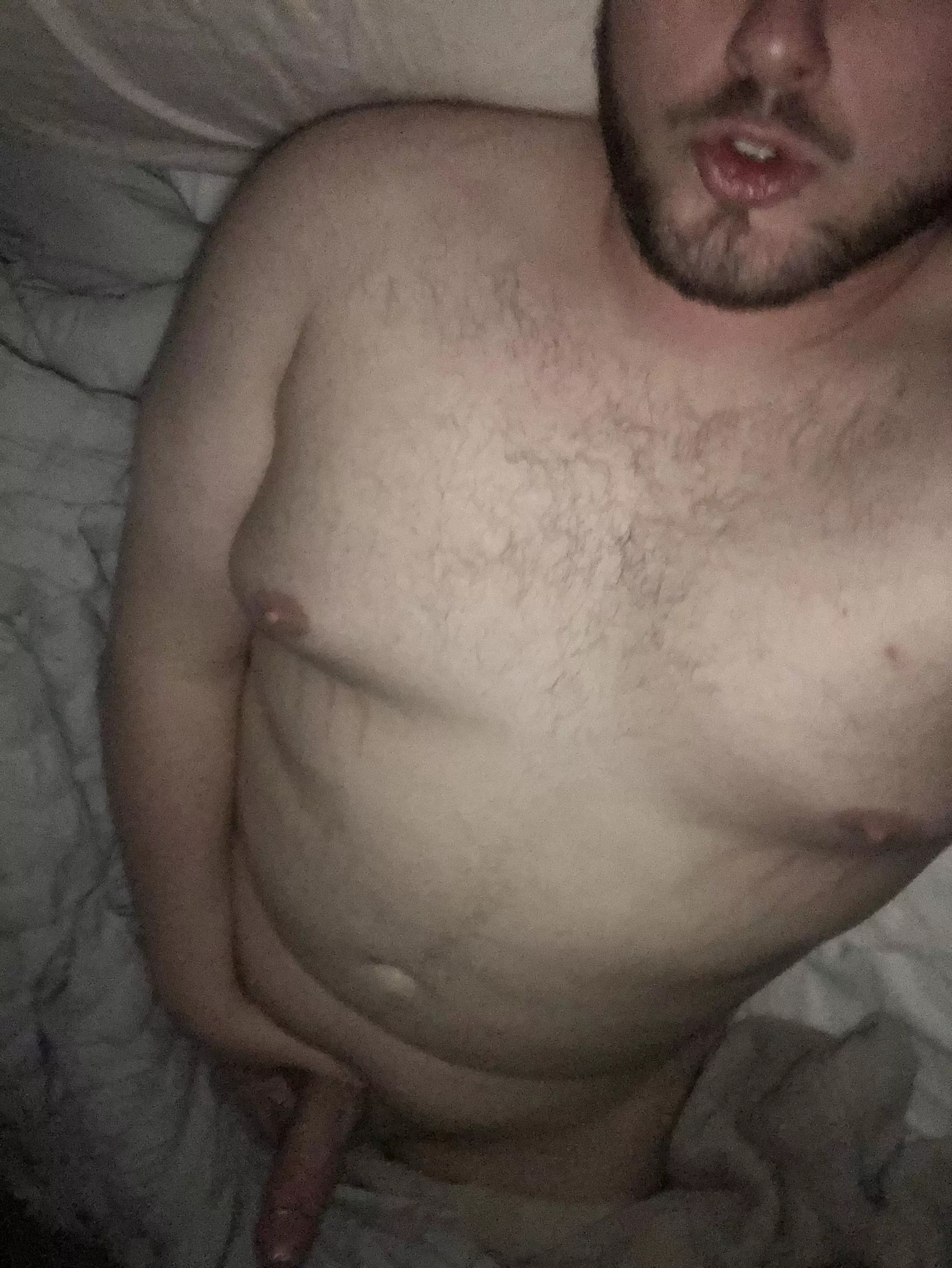 Chubby man looking for some chubby friends. Let's get naughty together!
