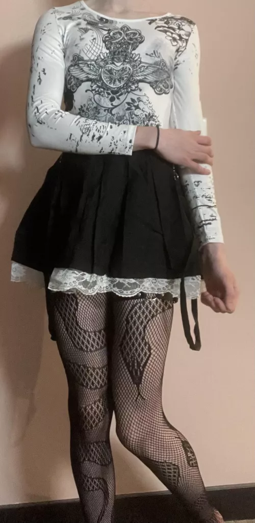 Do u like my first skirt