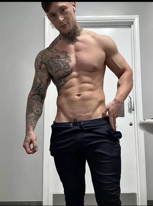 Don’t scroll past without saying hey 😌