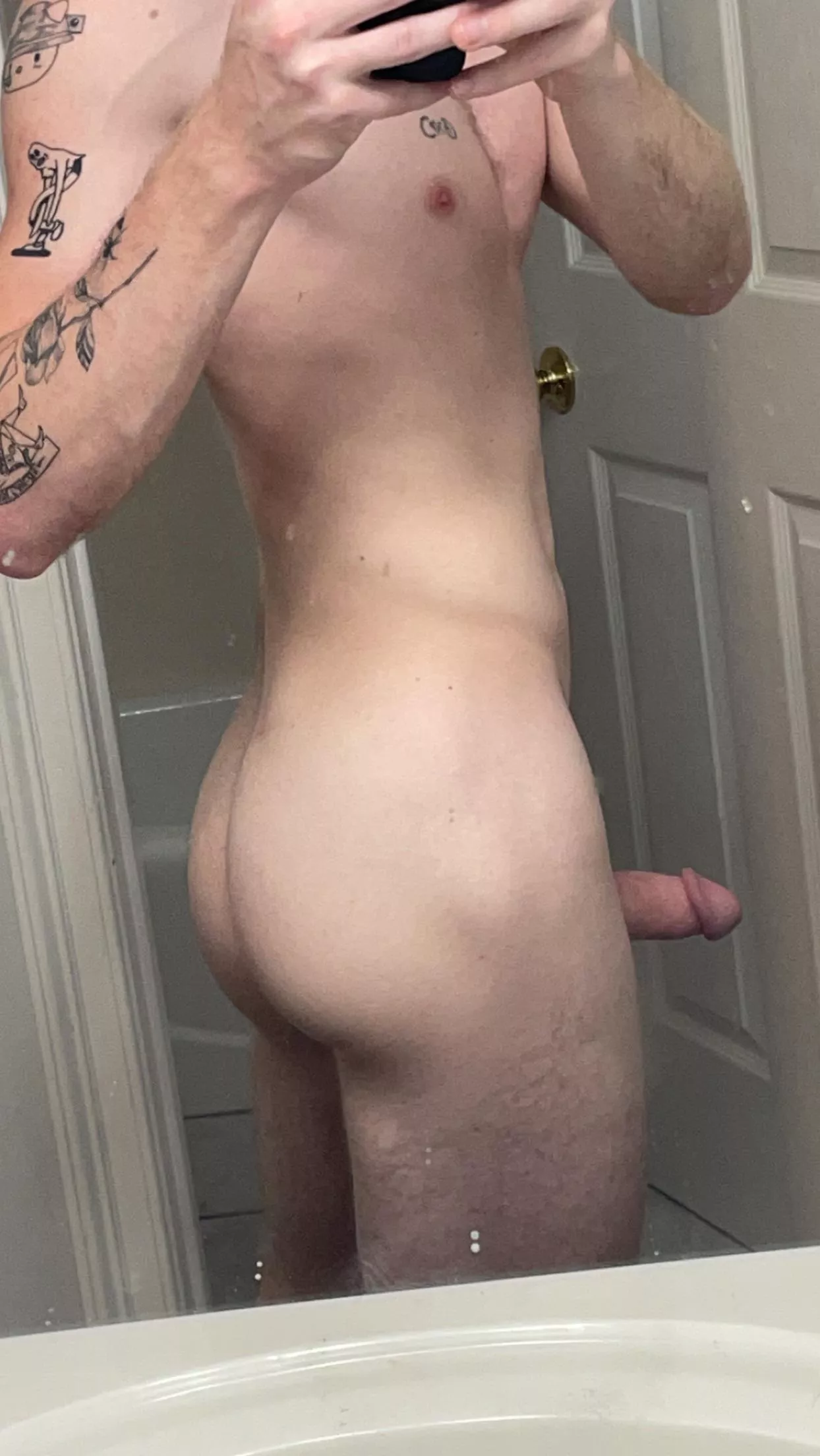 He’s peeking out to say hello !!