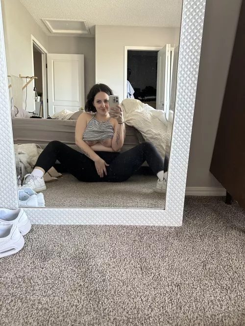 Hubby thinks I’m upstairs cleaning…