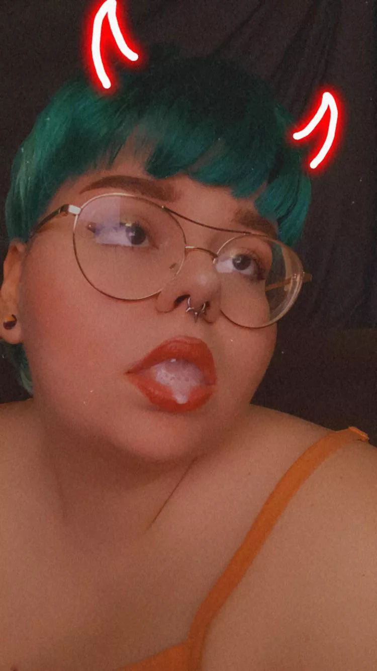 I feel so cute in this 🥹💕