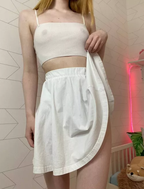 I love transparent tops. What's your opinion of them?