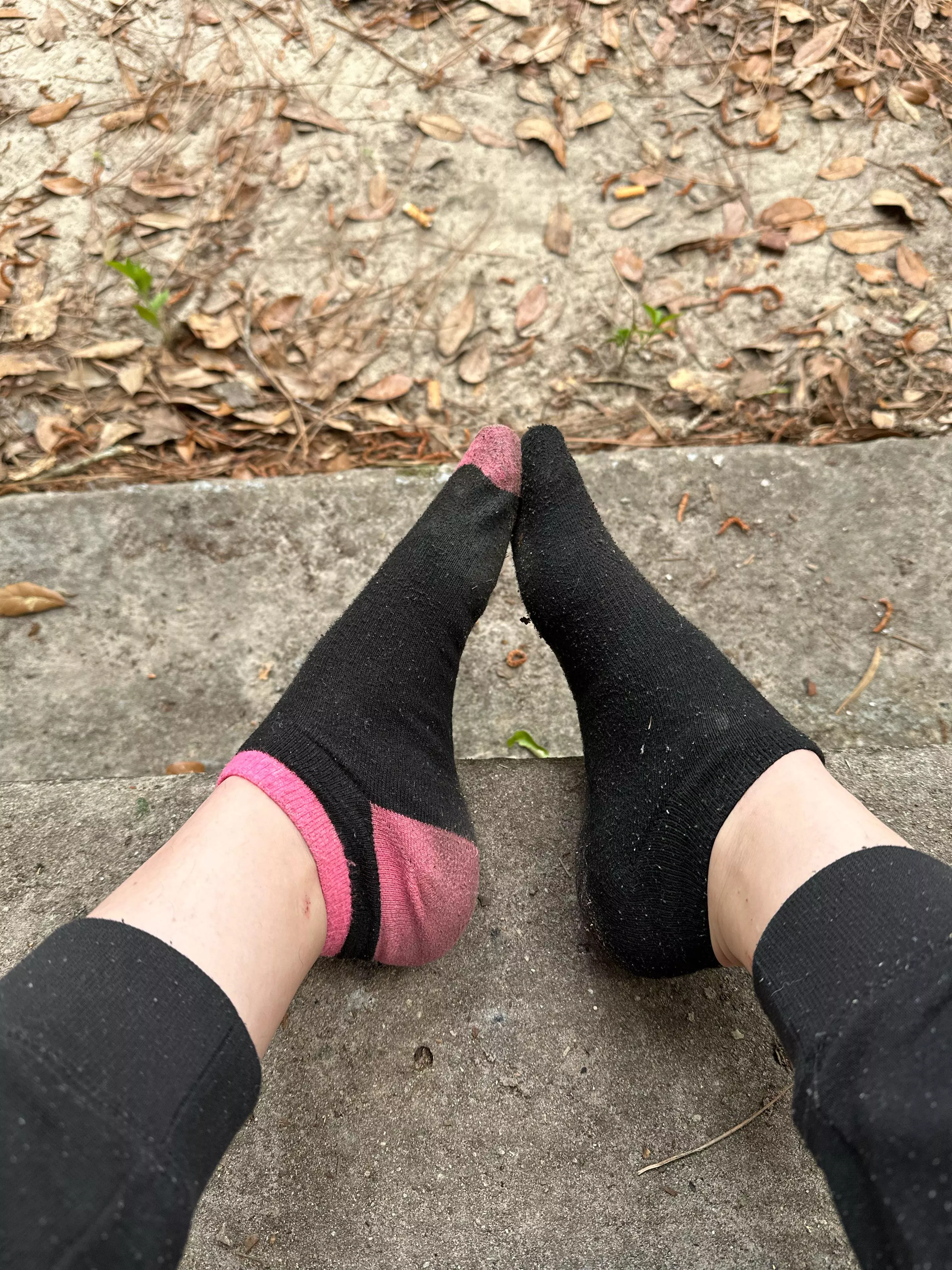 I need somebody to sniff my socks and feet after being at work all day 😩 oc