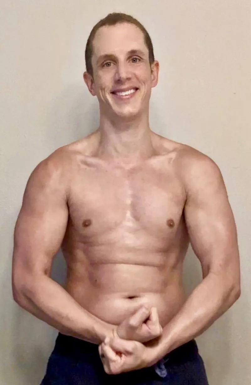 Keeping toned at 37 💪