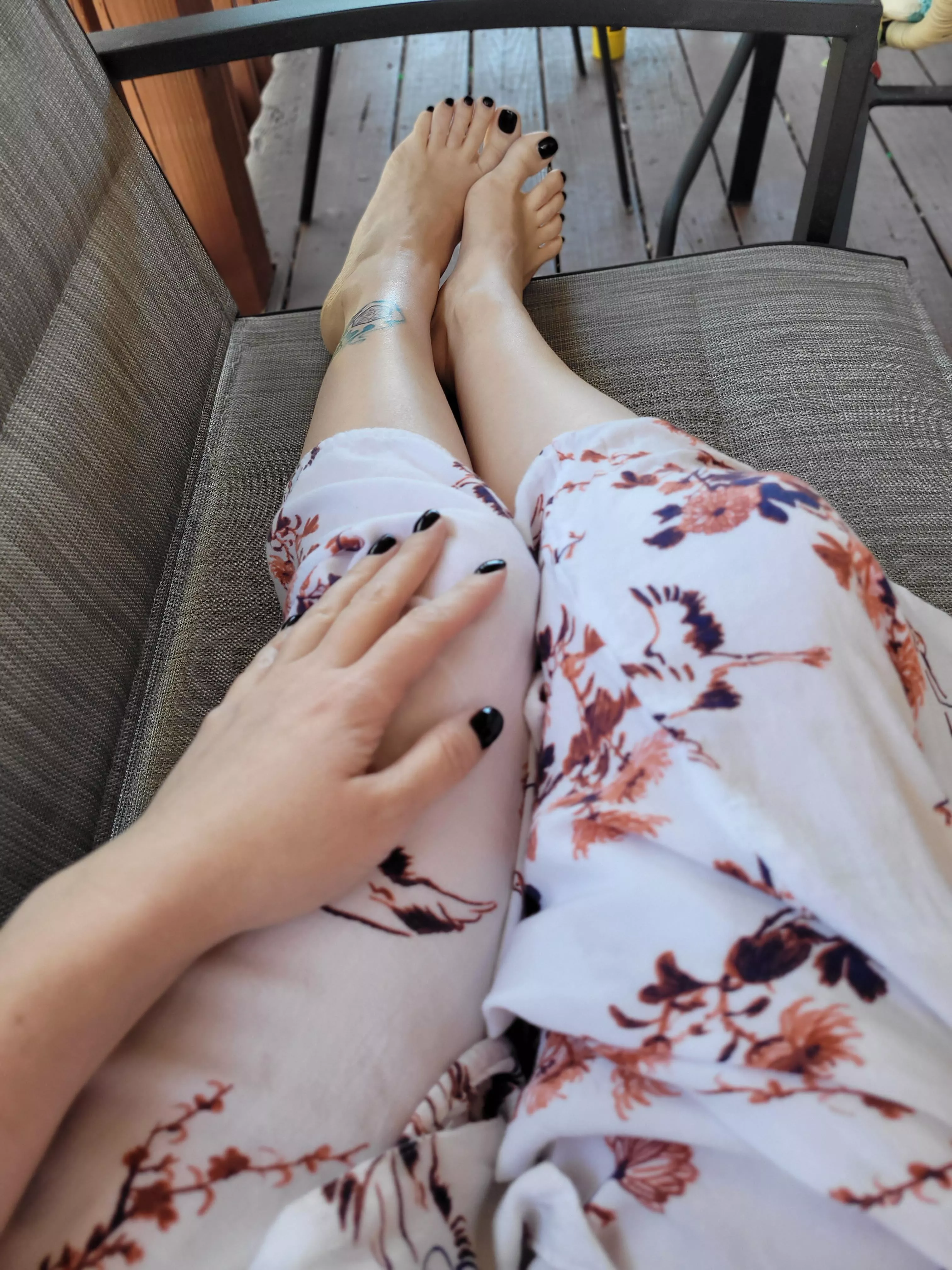 Let the sun shine down on me