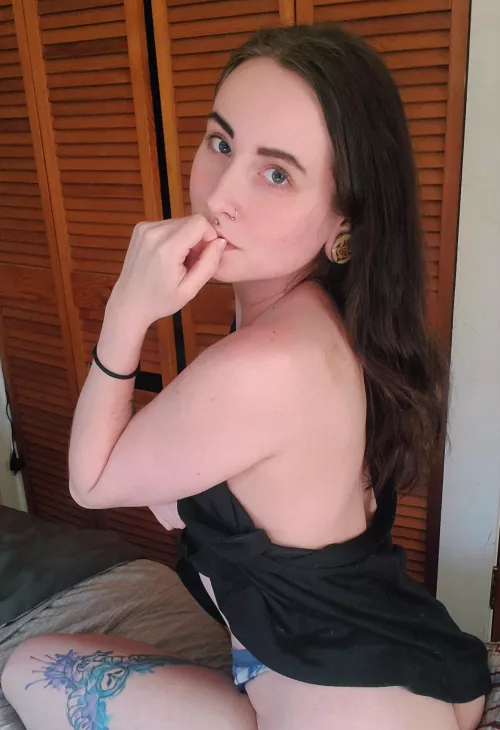 Let's chat today away ☺️