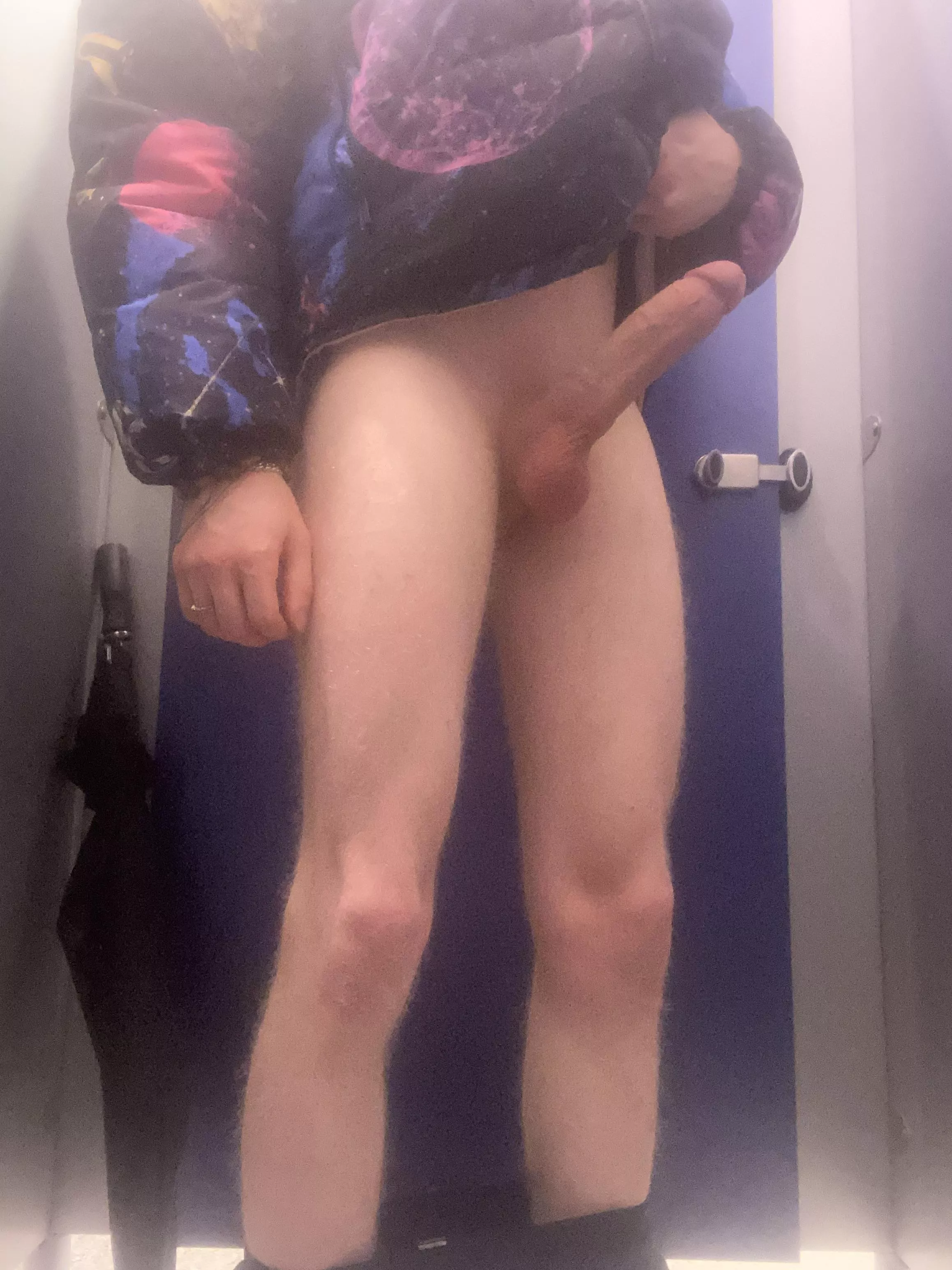 Pleaseeeee tell me how you would make me cum 18yo