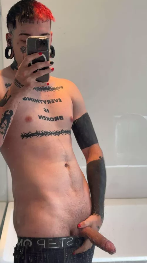 Really need to finish this blackout 😑