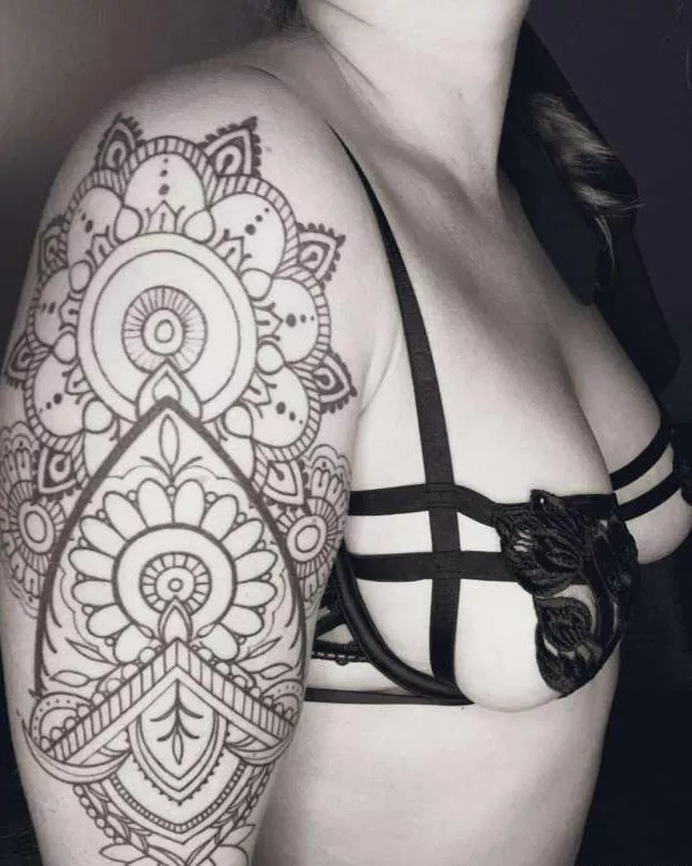 Remy's arm tattoo...