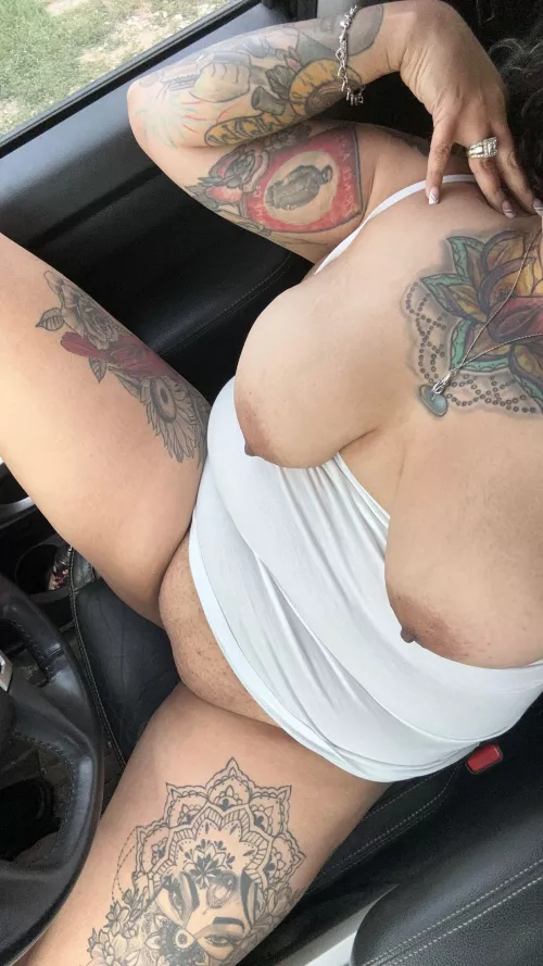 So I couldn’t decide between Titty Tuesday or Taco Tuesday so I figured why not post both 😍👅☺️💦🌮